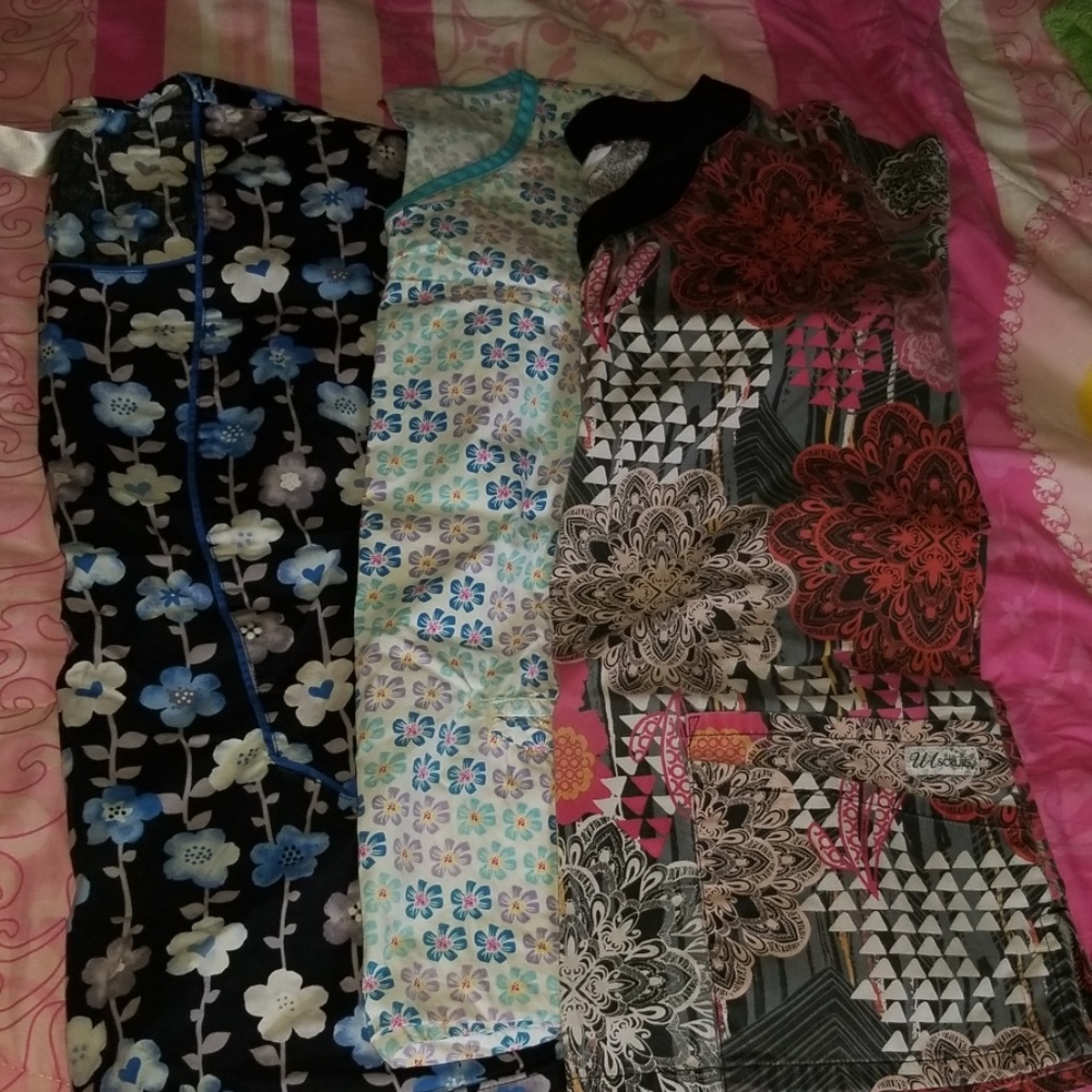 Scrubs top